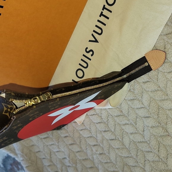 Louis Vuitton Game On Toiletry 26 Bag XL Coated Canvas Monogram Limited Edition - Picture 6 of 15